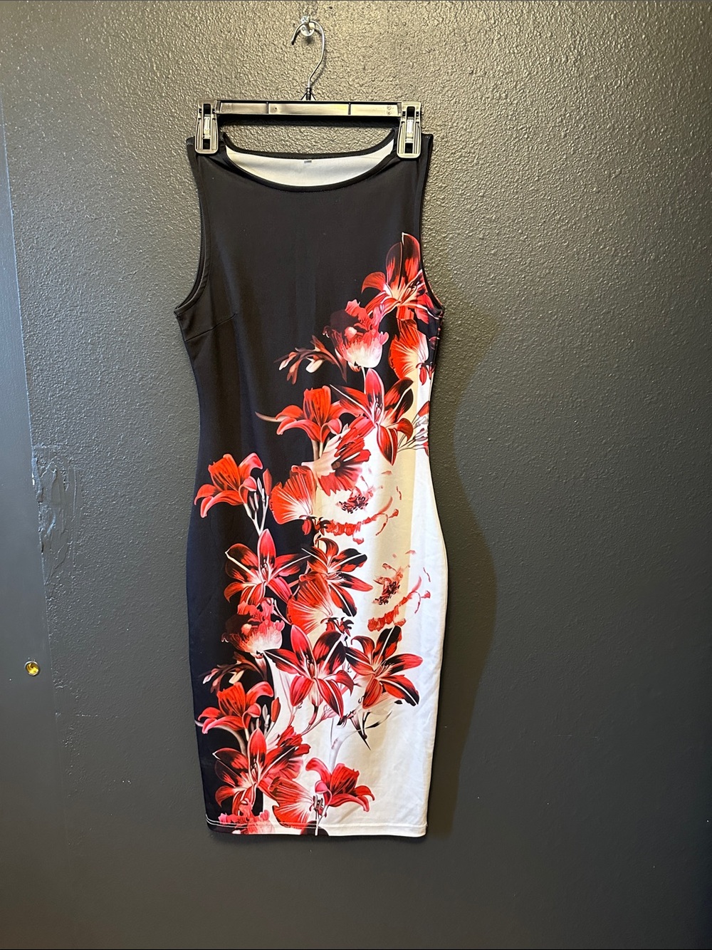 Black & White Floral Sheath Dress with Red Lily Print